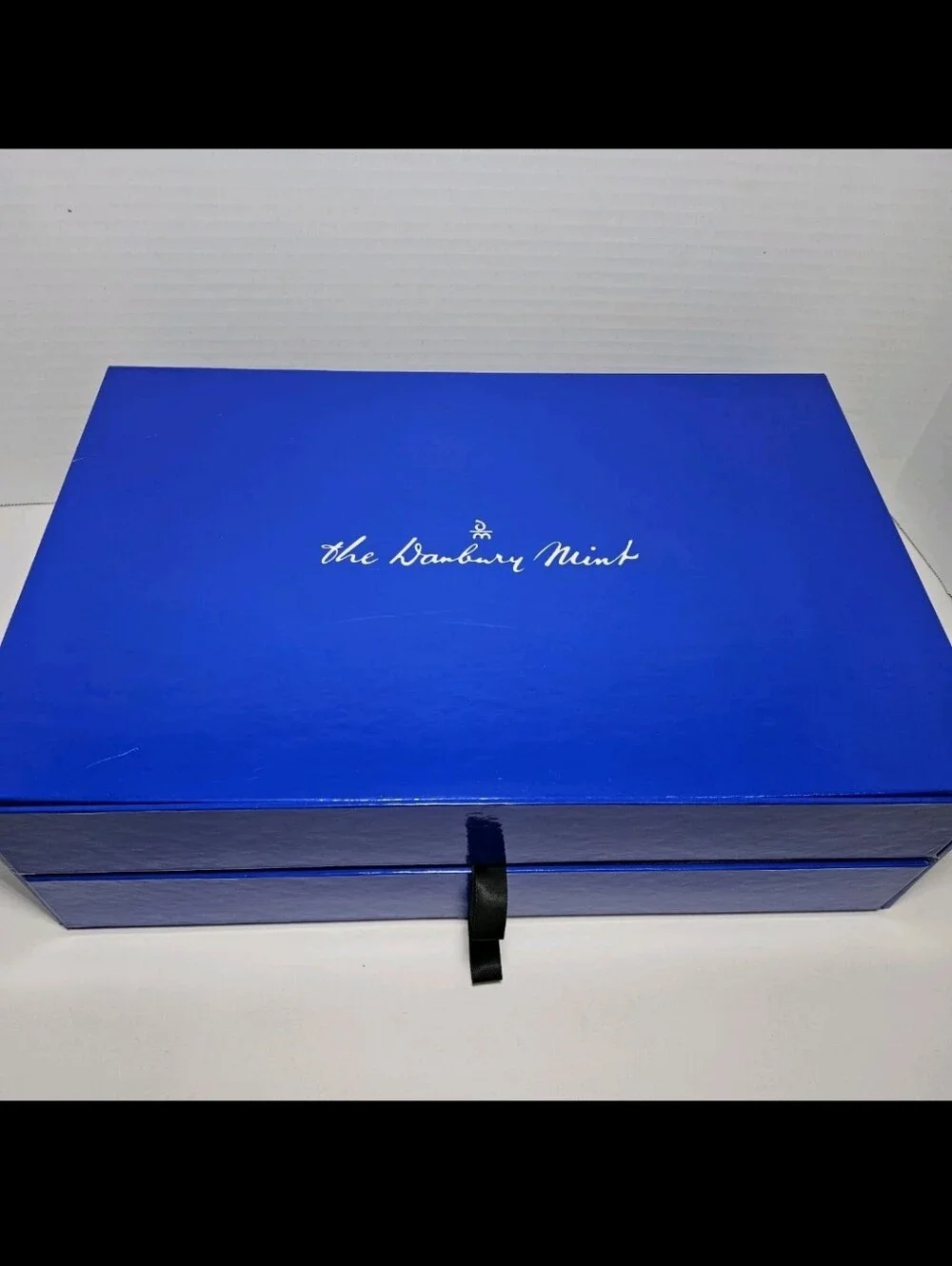 Danbury Mint Miniature Holiday PUGS Figurine Set *44 Figures* w/ Box - READ